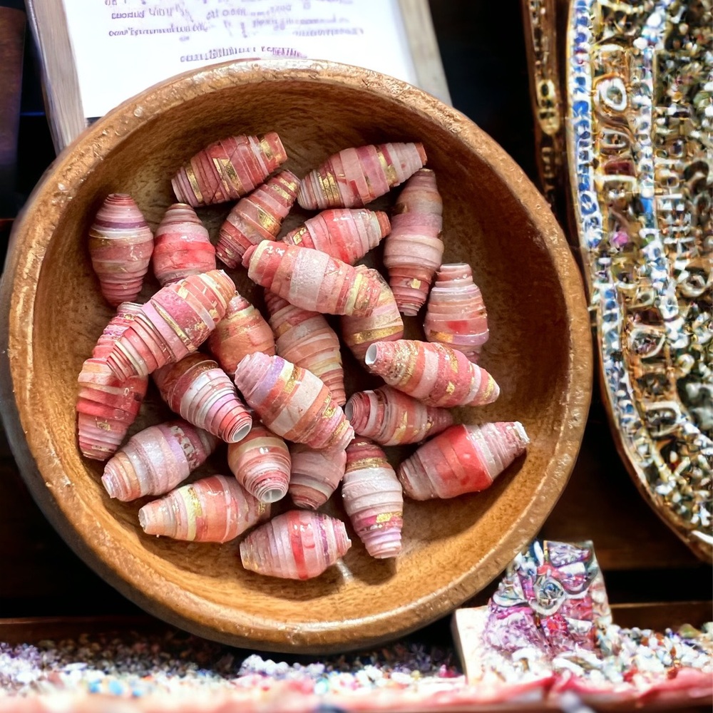 Paper beads - Picture 4 of 4